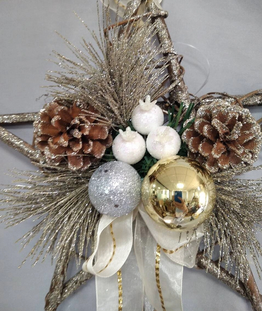 Pinecone Star Ornament for Gifts Golden 