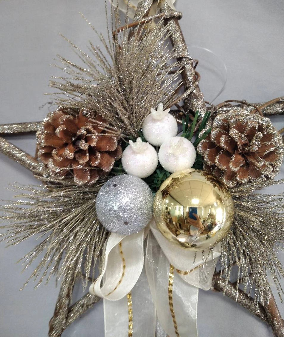 Pinecone Star Ornament for Gifts Golden 