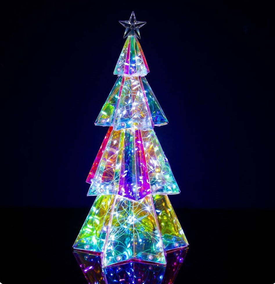 Color intrigue diamond Christmas tree