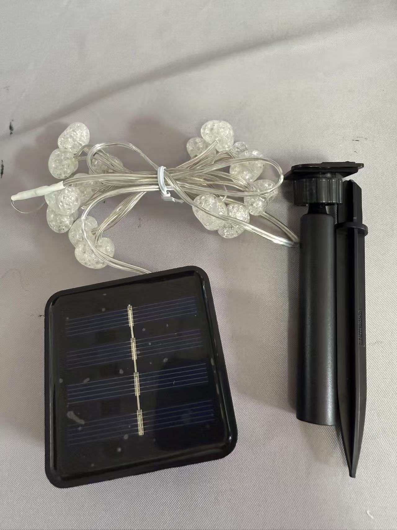 15-Light Transparent Crackled Heart-Shaped LED String Lights with Warm White Glow, Romantic Decorative Lighting for Weddings/Events/Home