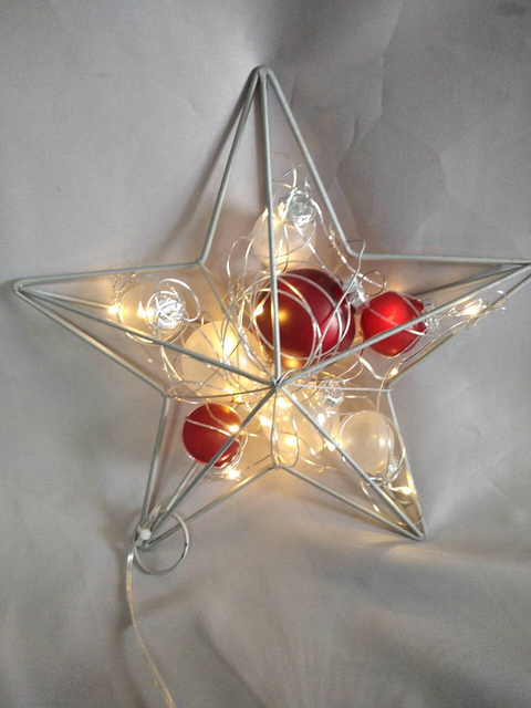 25cm Diameter Five-Pointed Star Light Sculpture with 4:1 Blinking Bulb Copper Wire + Red/White PET Globe Accents, Festive Decorative Lamp for Holiday/Event Styling