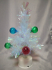 40cm Color-Changing Rotating Fiber Optic Tree | 35 Branches with 6-Ball Fiber Tips | RGB LED Base (16 Colors, 3 Light Modes) | Built-in 8-Song Music Player (Volume Control) | 360° Smooth Rotation (5 R