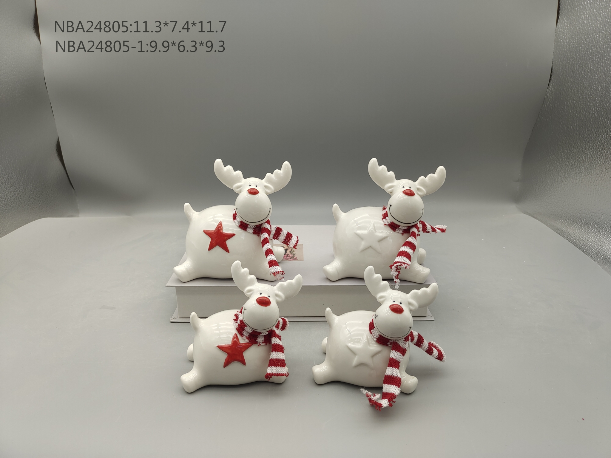 porcelain jumping Reindeer with scarf - 26