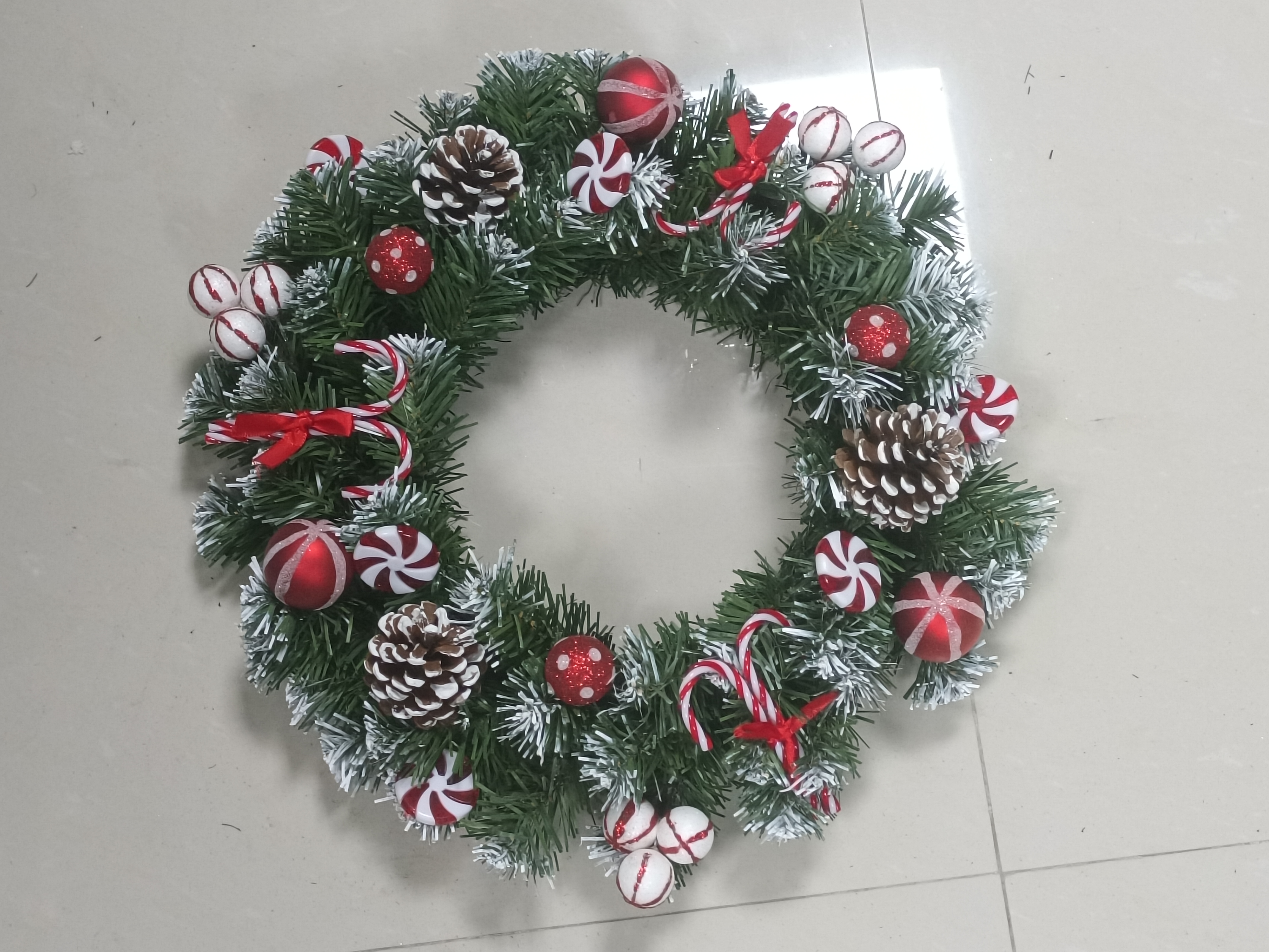  Pine Cone Wreath