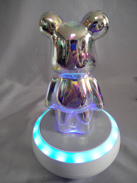 Color-Changing Rotating Bear Speaker Lamp with Dynamic Light Show, 7-Color LED Atmosphere Light + Built-in Music Playback