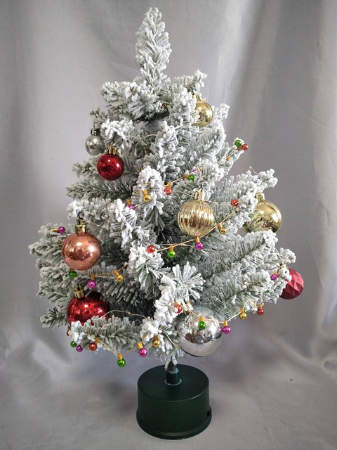 Cedar Hanging Ornament with Green Base for Christmas Tree