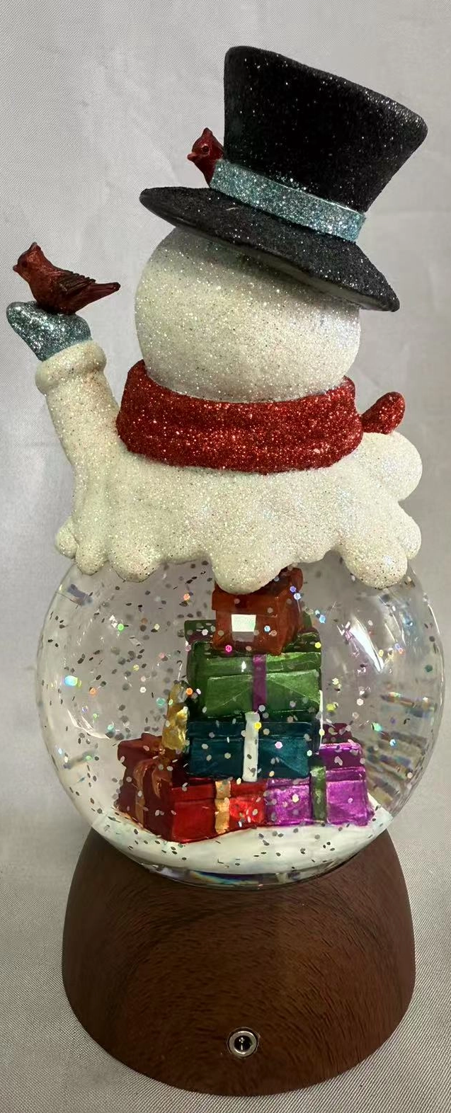 Snowman in Top Hat Snow Globe