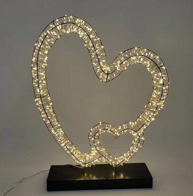 3D Heart with wooden base 600LEDs