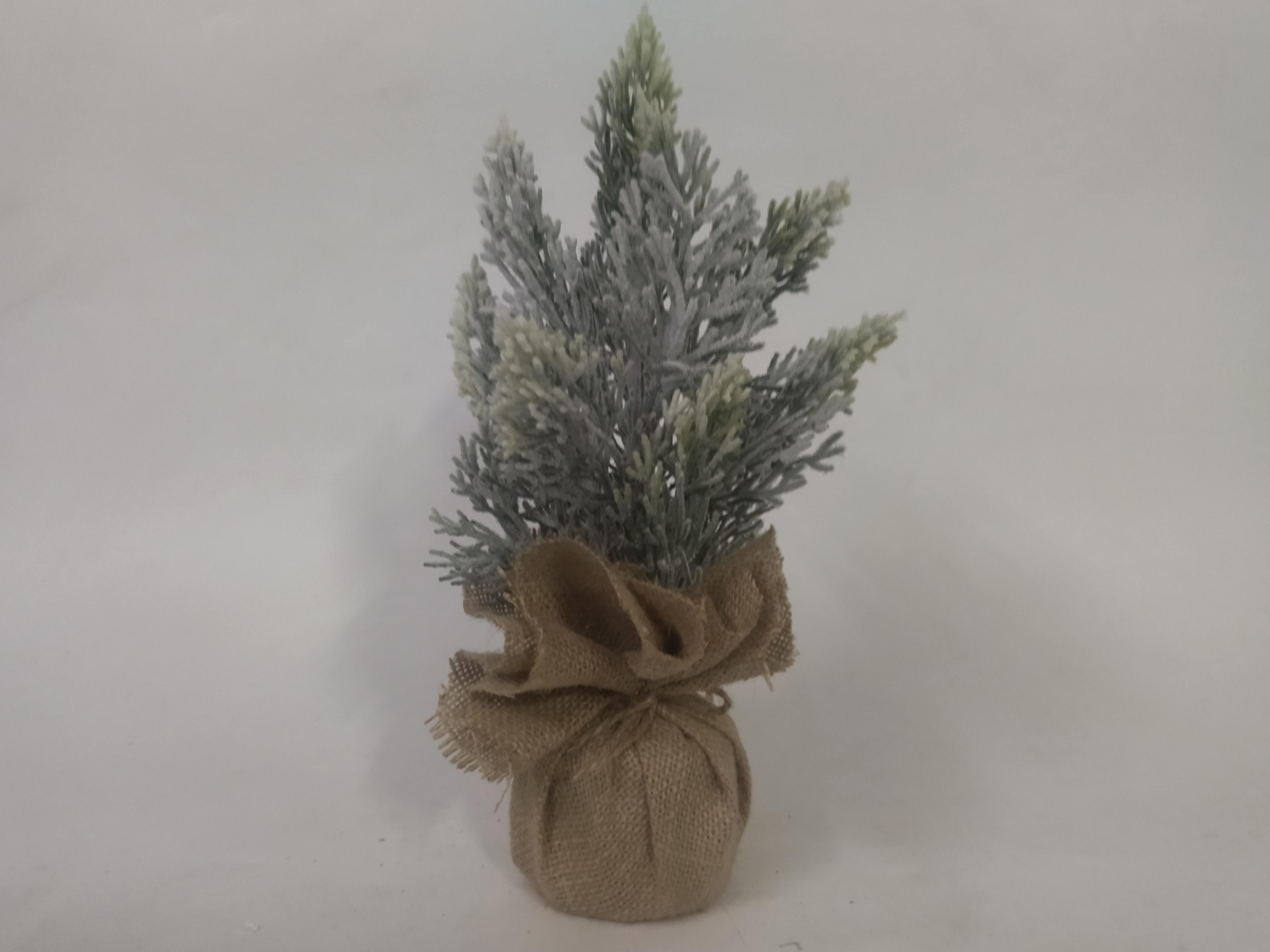X'mas Green Mini Tree +flocking with fabric basin - 33