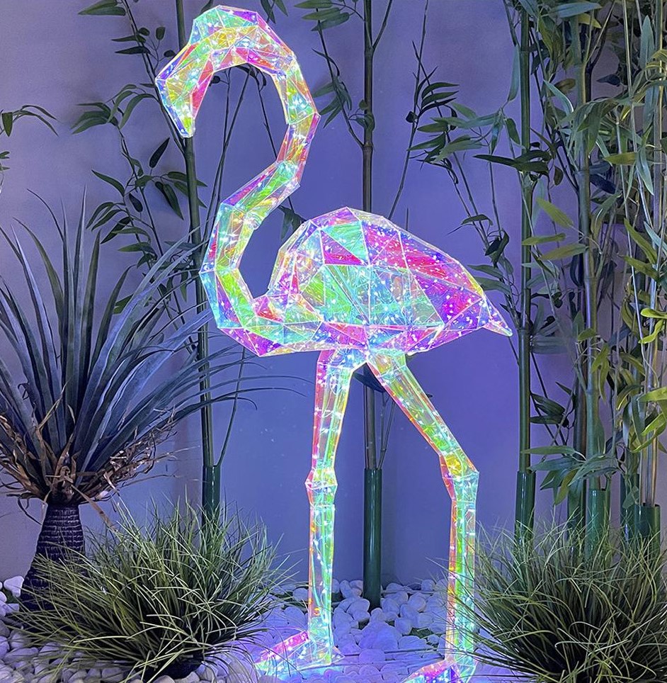 Color intrigue swan