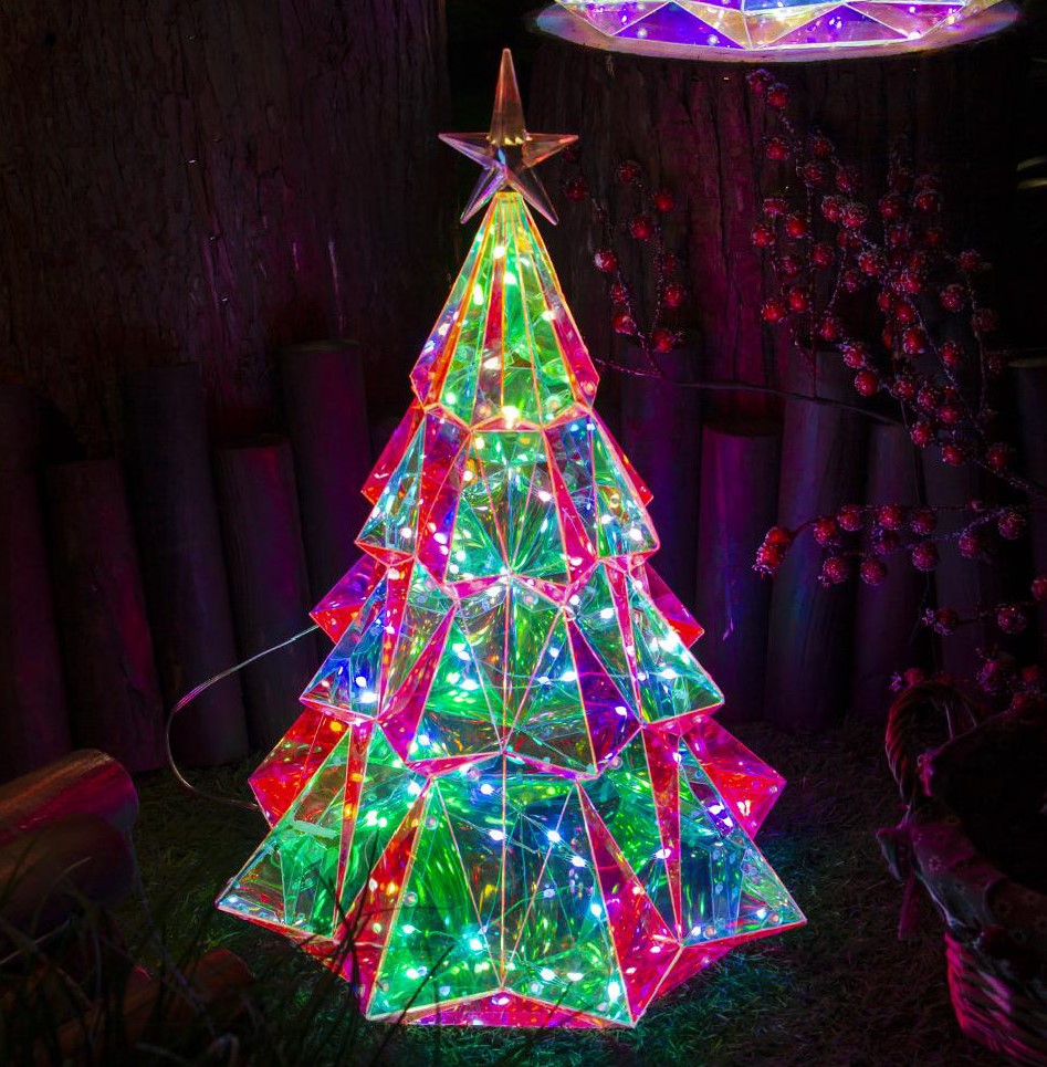 Color intrigue diamond Christmas tree