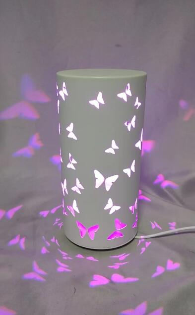 Butterfly-patterned RGB Color-Changing lamp post 10cm * height of 21cm 