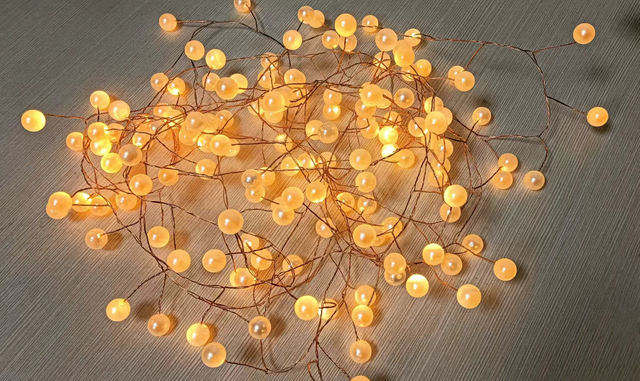 Pearl Firecracker-Shaped Copper Wire Light String with 150 LED Bulbs, 3cm Spacing, Vintage Bronze Tone, Scroll Packaging for Festive/Decorative Use