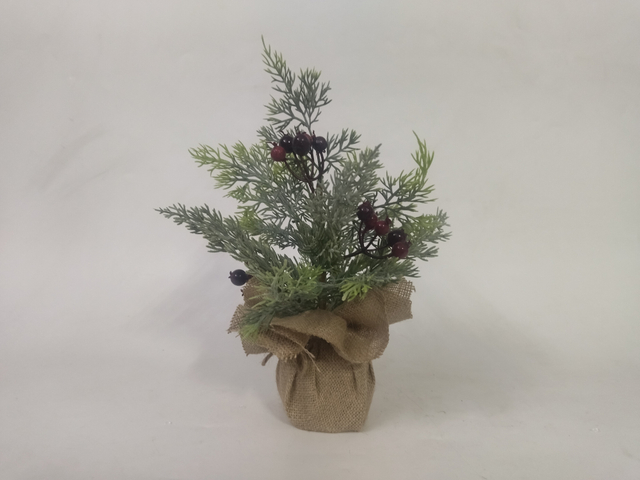X'mas Green Mini Tree with fabric basin + fruit - 35