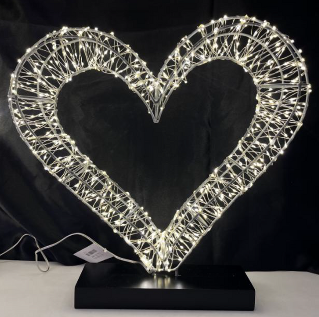 3D Heart with wooden base 600LEDs