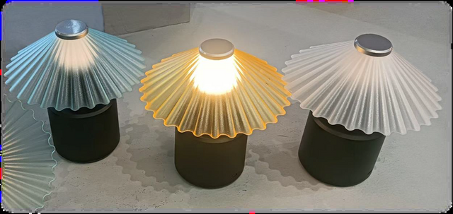 Rechargeable table lamp and pendant lamp