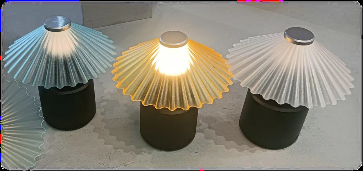 Rechargeable table lamp and pendant lamp