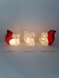porcelain squirrel with white / red tail light- 17