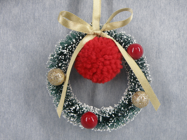 Cotton Ball Wreath (S)