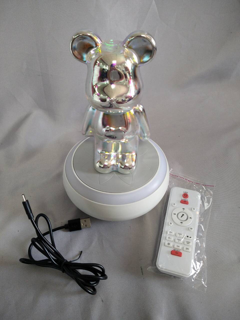 Color-Changing Rotating Bear Speaker Lamp with Dynamic Light Show, 7-Color LED Atmosphere Light + Built-in Music Playback