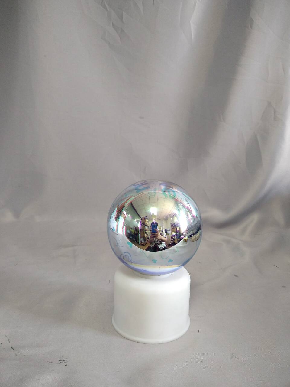 3D Colorful Fantasy Ball Light (Heart-shaped Design) with Rotating Base
